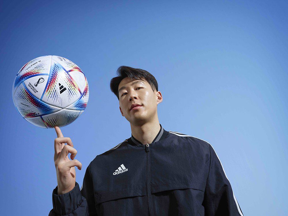 WK 2022 bal Son Heung-Min vinger